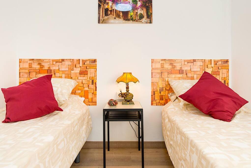 מאלגה Sohocenter Apartment 2 Rooms Young People Only מראה חיצוני תמונה