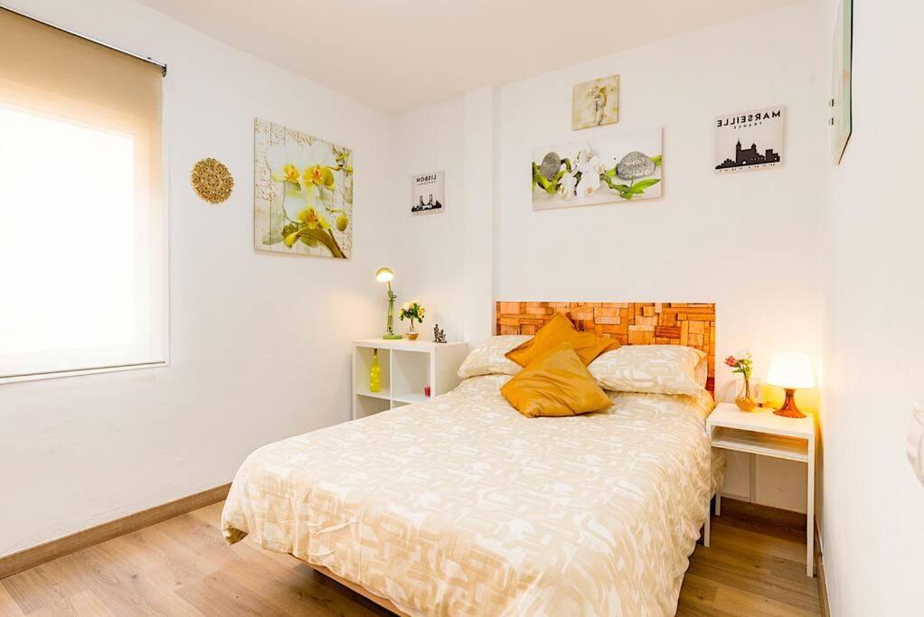 מאלגה Sohocenter Apartment 2 Rooms Young People Only מראה חיצוני תמונה